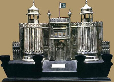 银质拉合尔城堡模型