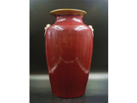 清中期祭红釉双狮耳瓶