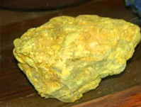 产于康区的矿石颜料石黄或雄黄
