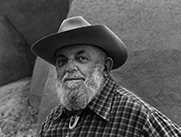 博蒙特•纽霍尔Benumont Newhall《安塞尔•亚当斯，新墨西哥Ansel Adams, Ranchos de Taos, New Mexico》银盐工艺 1980 26.5×17.8cm中国