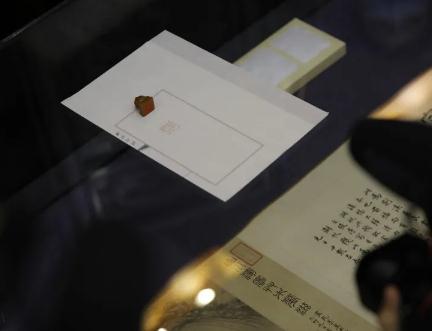 【艺术播报】海外艺术机构重启、村上隆疑破产